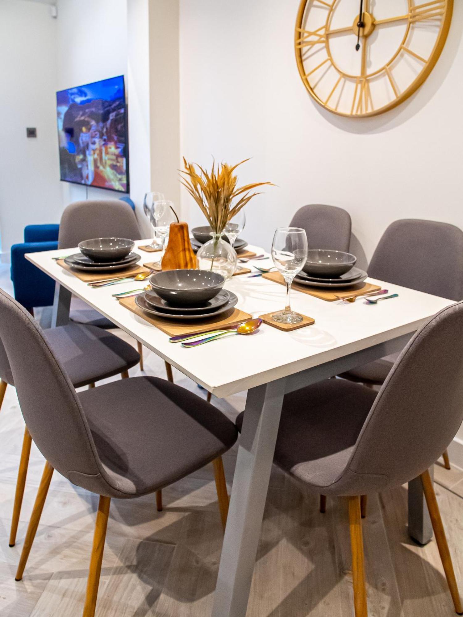 Bv Luxury 3 Bedroom Townhouse At Bed Cliff Oaks Apartment *