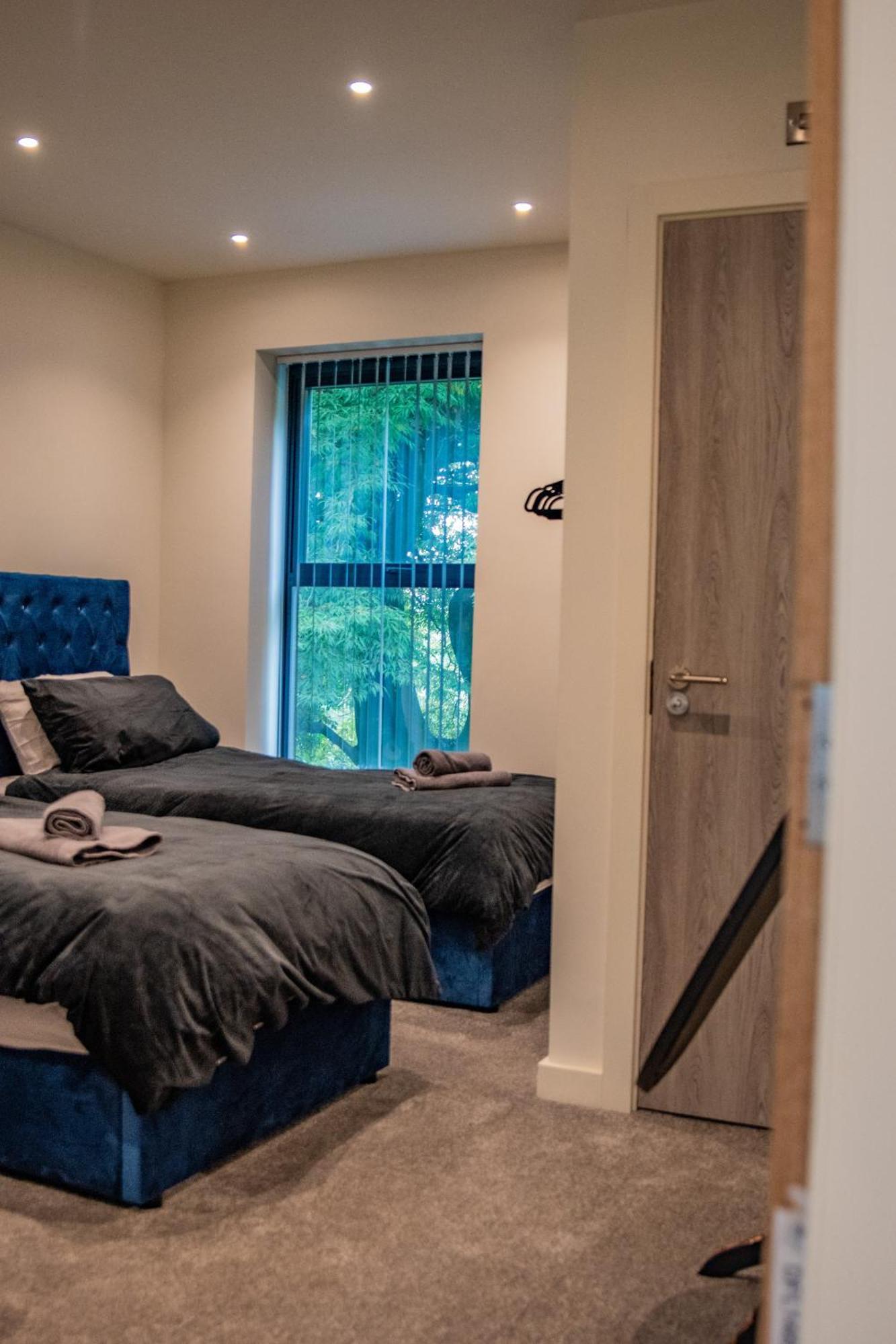 Apartment Bv Luxury 3 Bedroom Townhouse At Bed Cliff Oaks *