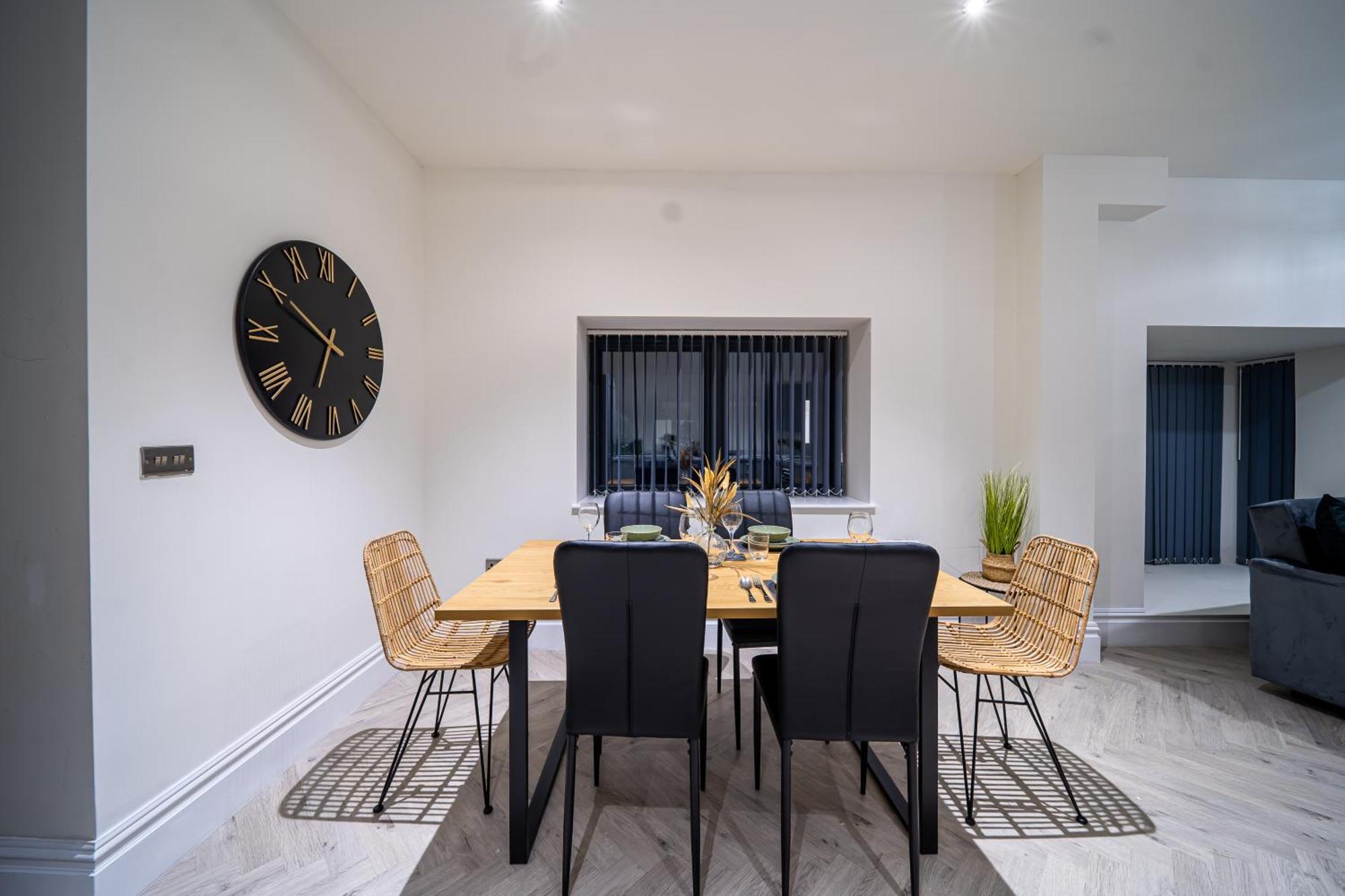 Bv Luxury 3 Bedroom Townhouse At Bed Cliff Oaks Apartment *