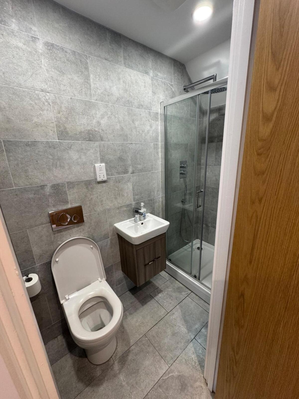 2 Bed Duplex With En-suite 5 Mins Walk From Centre Apartment