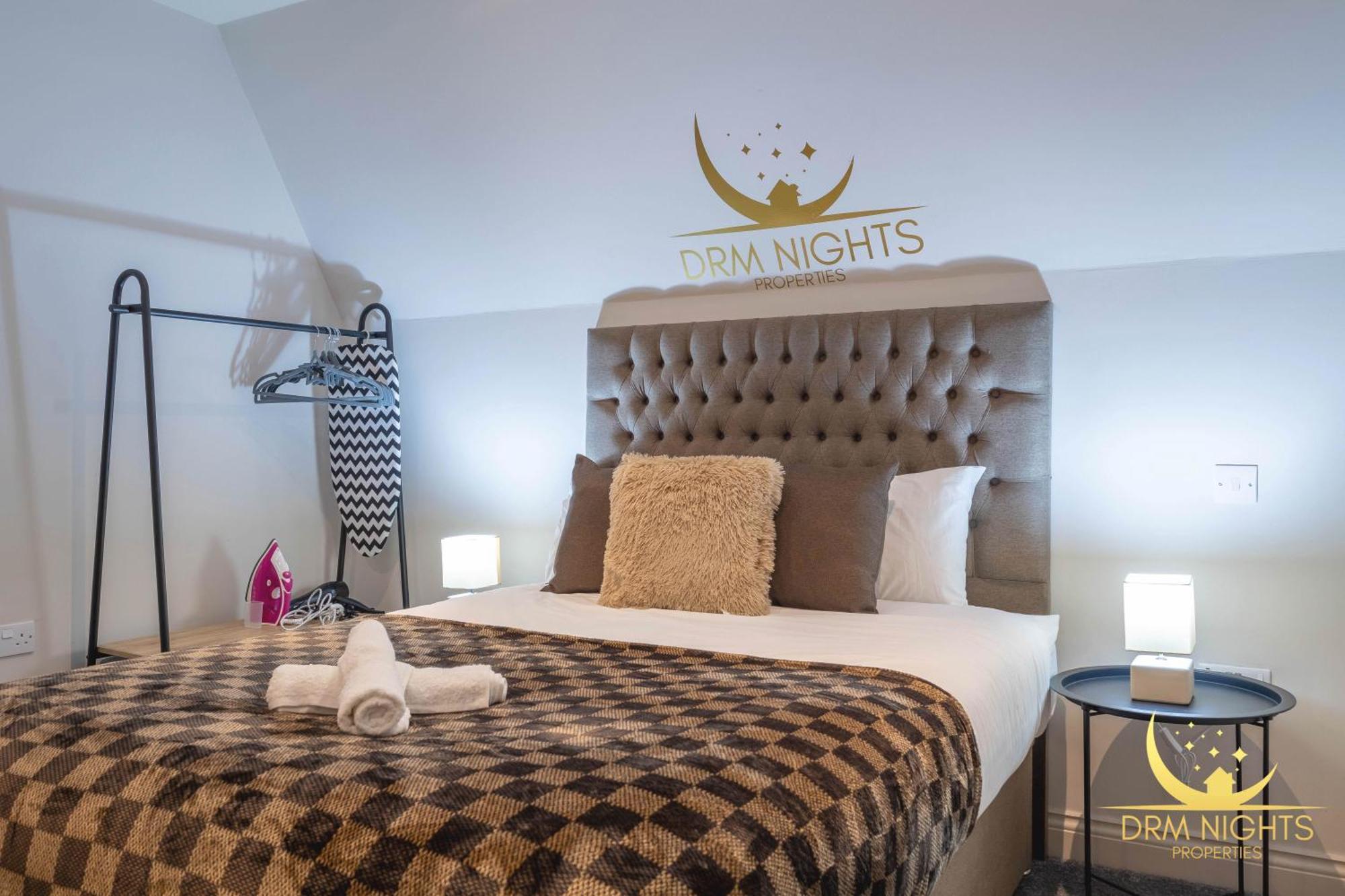 Luxury I Long I Accommodate 4 Guest *