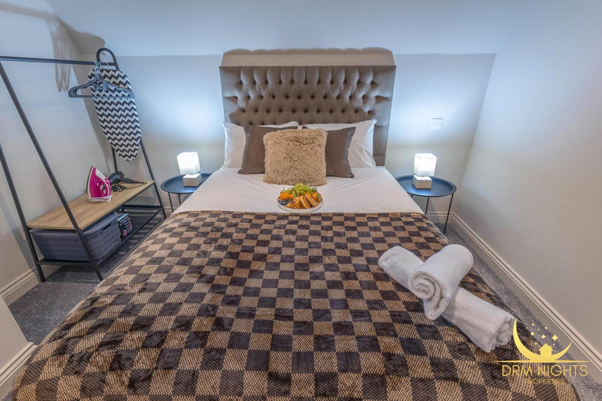 Luxury I Long I Accommodate 4 Guest *