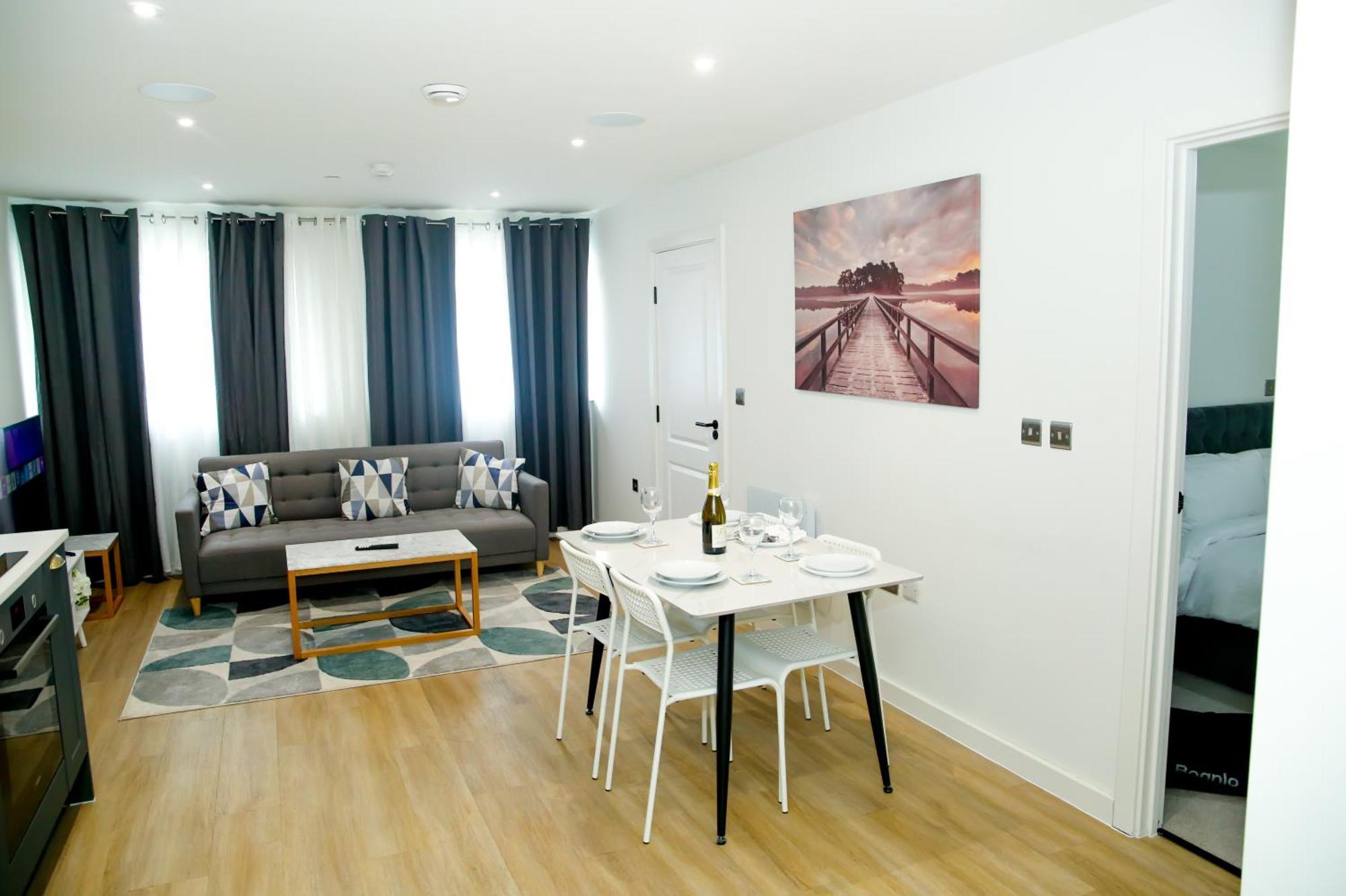 Jazreal Luxury - Centre Leeds (West Yorkshire)