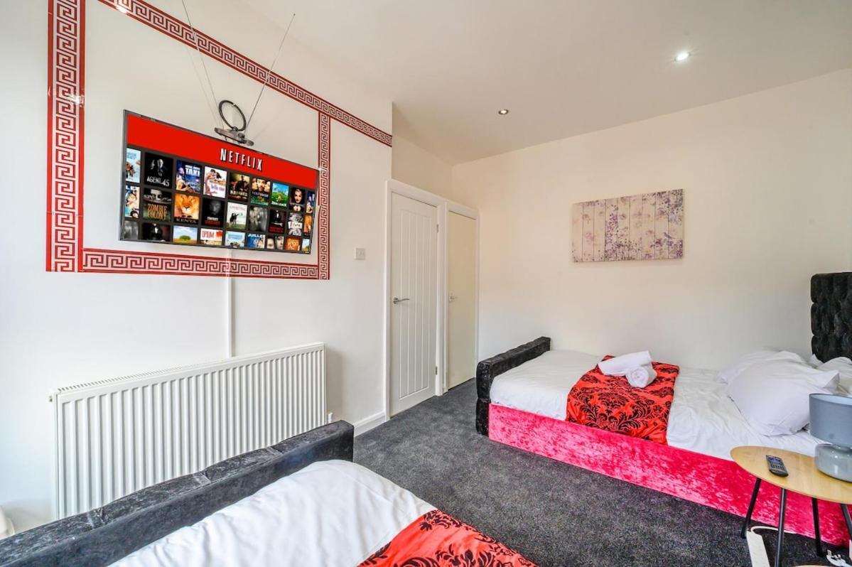 A23s For Your Relaxed & Cosy With Free Parking And Wifi Holiday home Leeds (West Yorkshire)