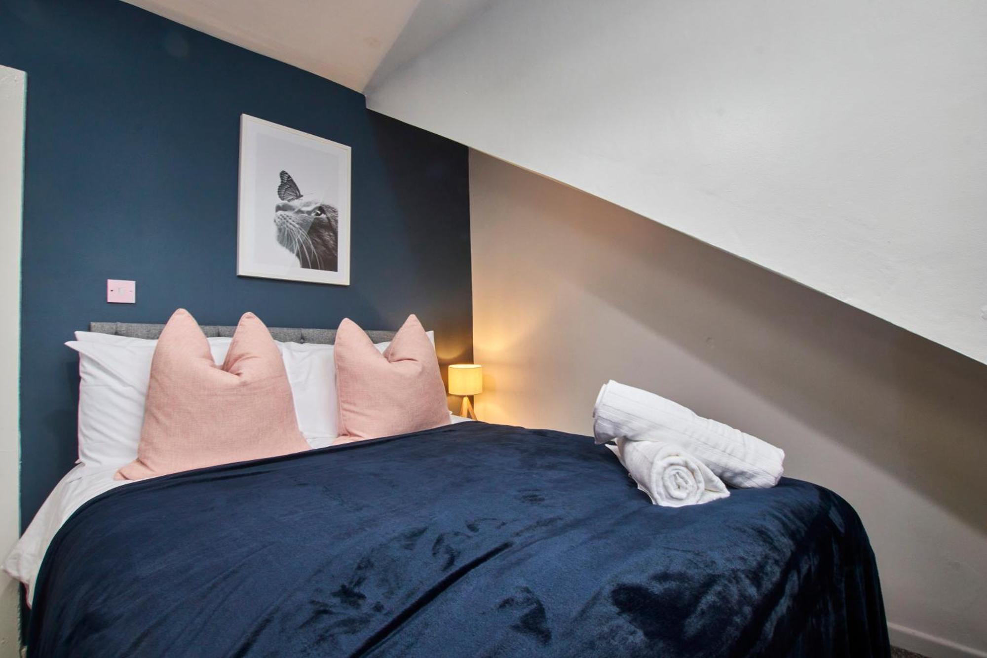 Holiday home Perfect Contractor House In With 6 Beds By Purestay- 14 Night Min! Leeds (West Yorkshire)