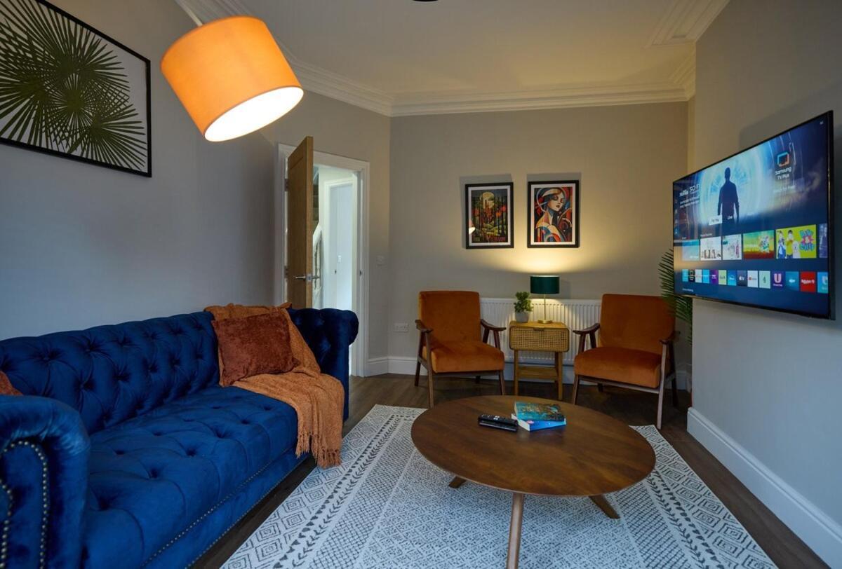 Holiday home Luxe Home, Long Savings, Central, Parking Leeds (West Yorkshire)