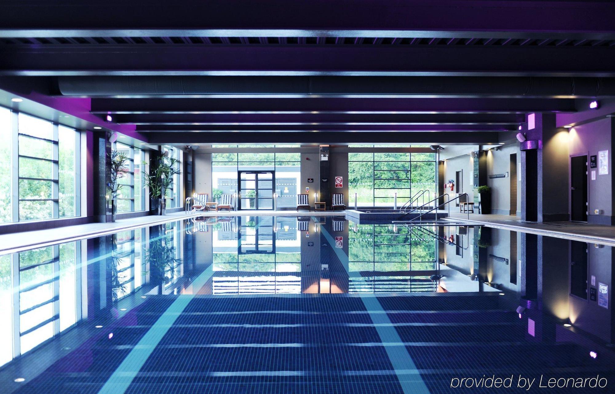 Hotel Village Leeds South 4*