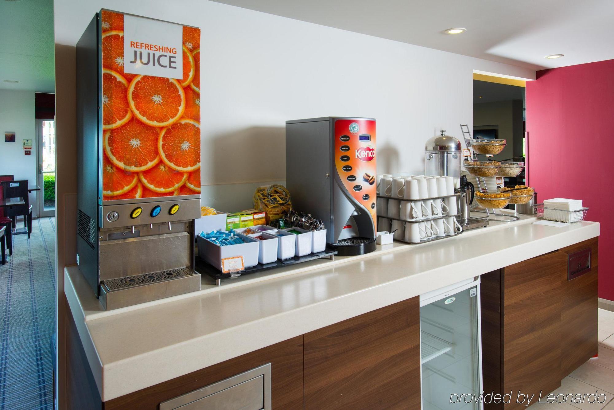 Hotel Express Centre By Ihg 3*