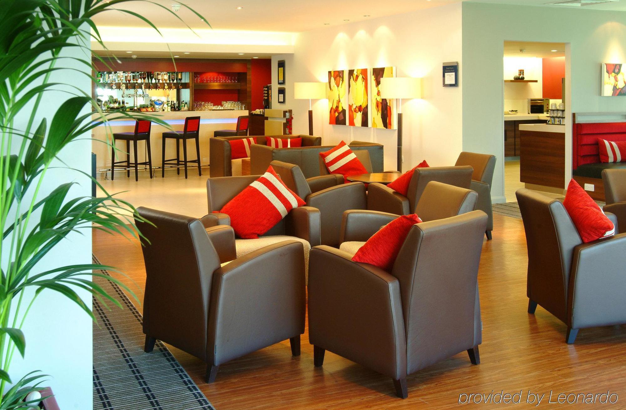 Hotel Express Centre By Ihg