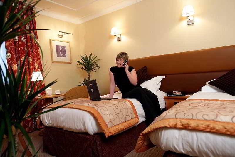 Ibis Styles Leeds Centre Arena Hotel 3*
