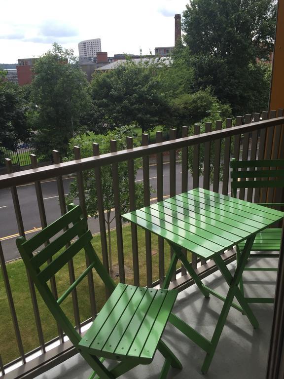Saxton Gardens Apartment *