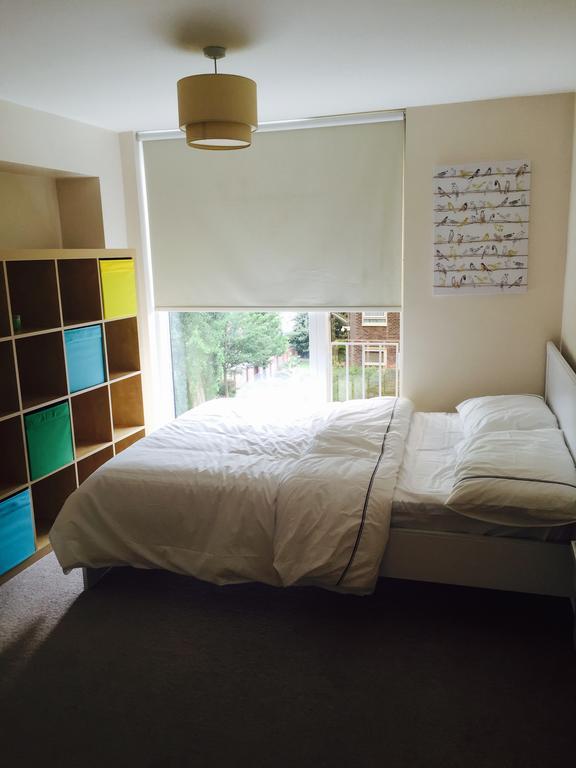 Saxton Gardens * Leeds (West Yorkshire)