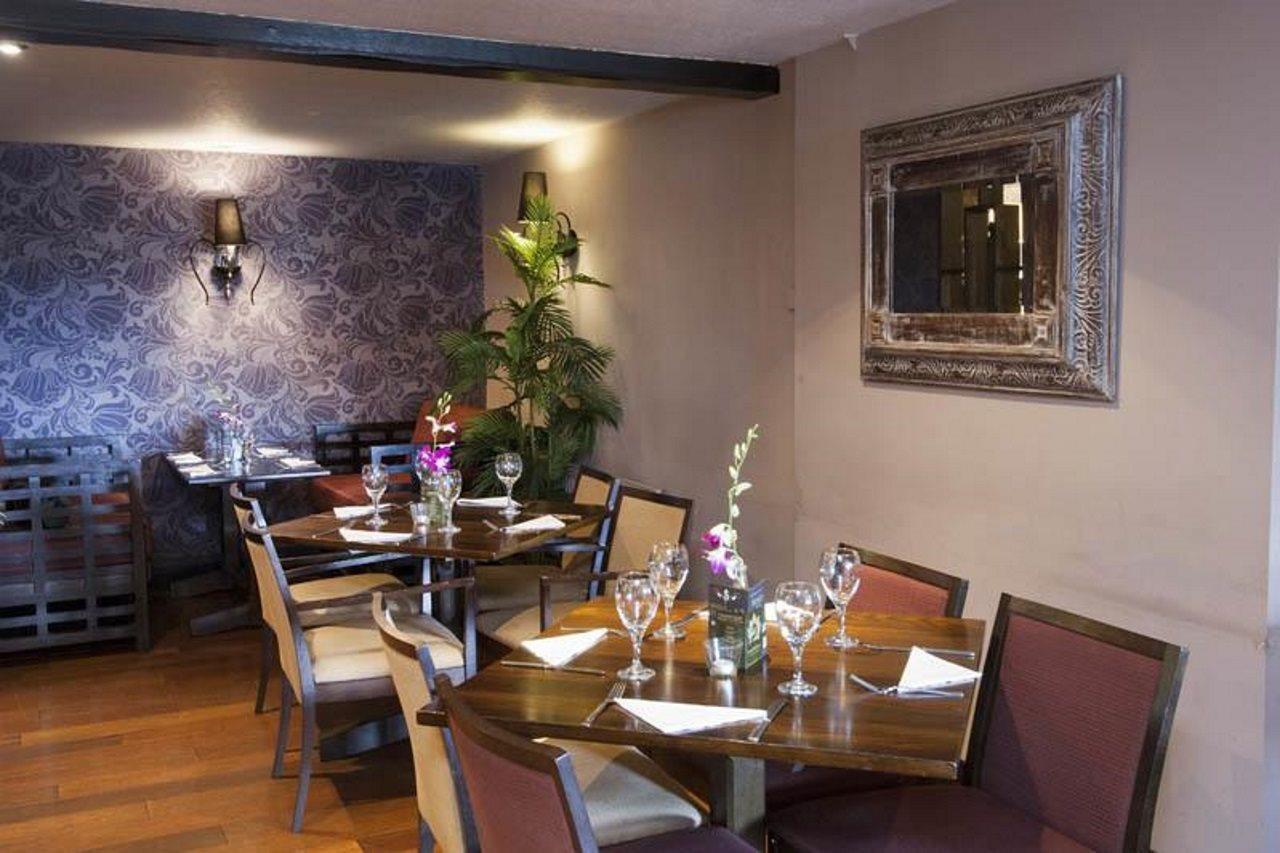 Premier Leeds East 3* Leeds (West Yorkshire)