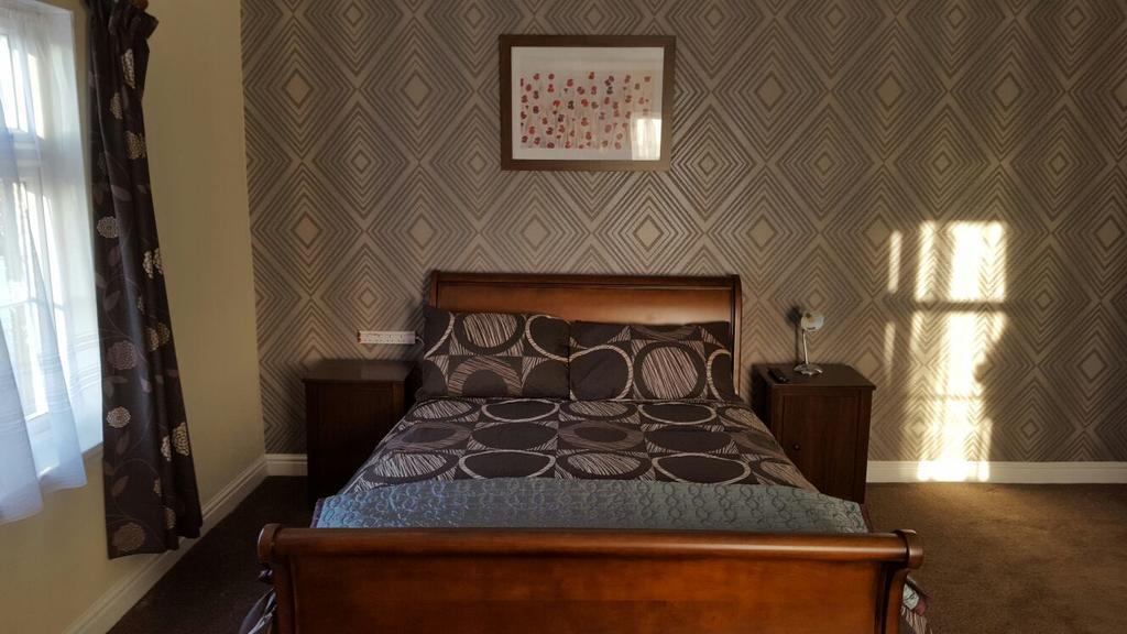Brookfield 3* Leeds (West Yorkshire)