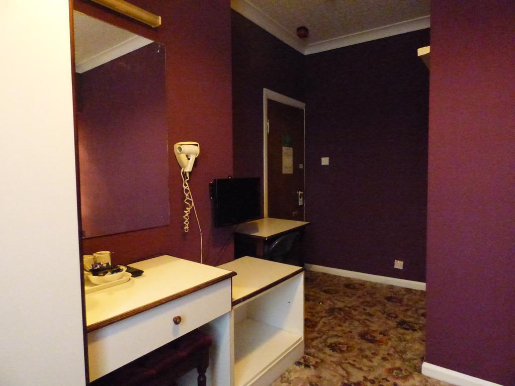 The Avenue Hotel Leeds (West Yorkshire)
