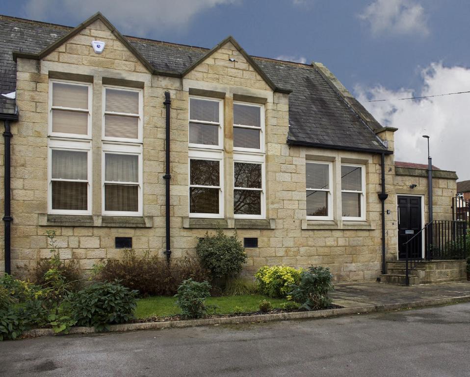 Apartment Courtyard Mews, 3 Rodley Hall, Leeds Leeds (West Yorkshire)