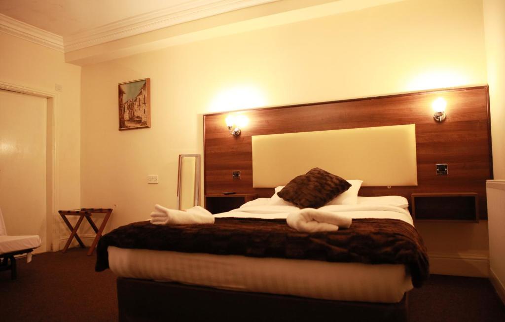 Hotel The Kingston