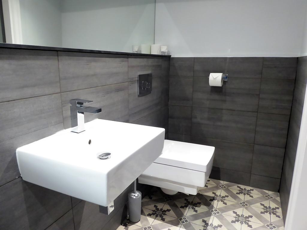 The Smeaton At Claremont Apartment *