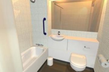 Travelodge Vicar Lane Hotel