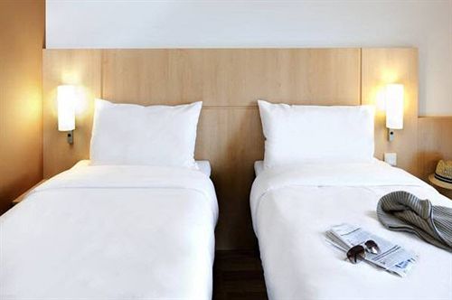 Ibis Leeds Centre Marlborough Street