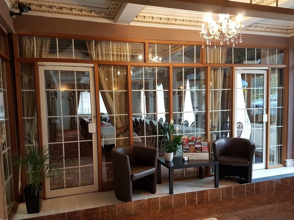 The Avenue Hotel 3*