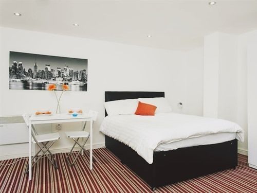 Apartment Brownhill In Leeds *