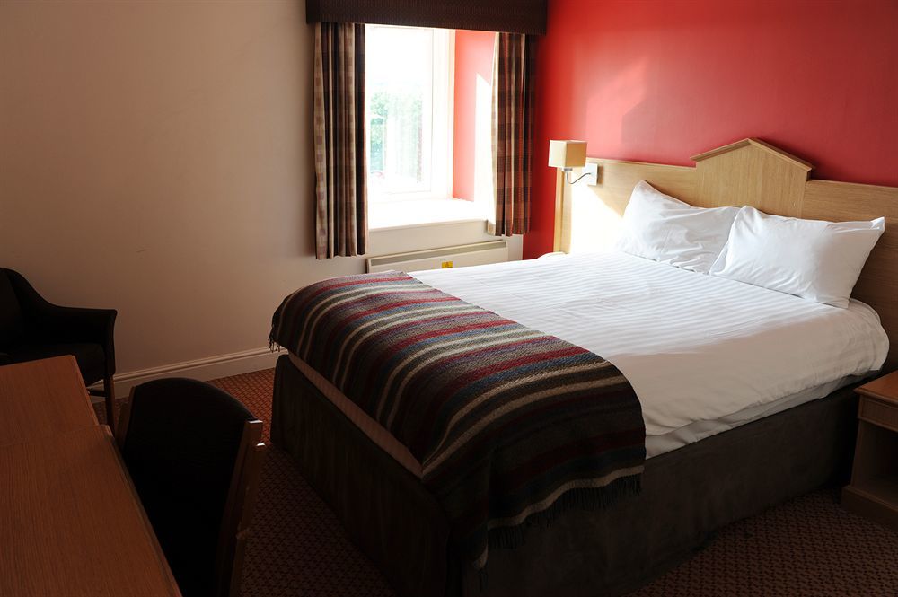 Village Leeds North 3* Leeds (West Yorkshire)