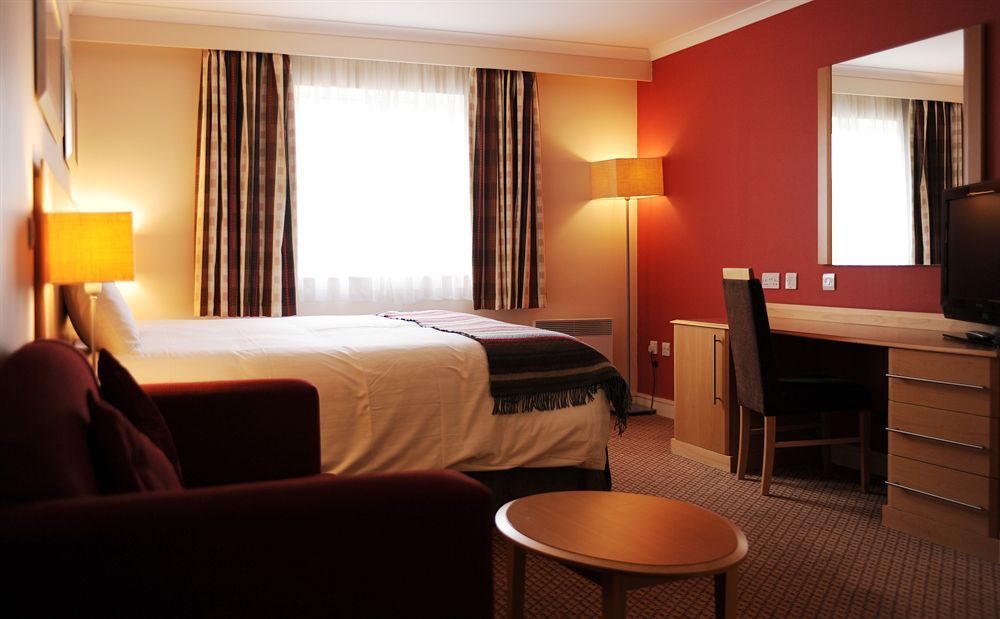 Village Leeds North 3* Leeds (West Yorkshire)
