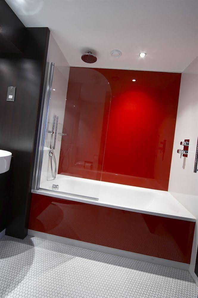 Village Leeds South Hotel Leeds (West Yorkshire)
