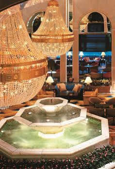 Village Leeds South Hotel 4*
