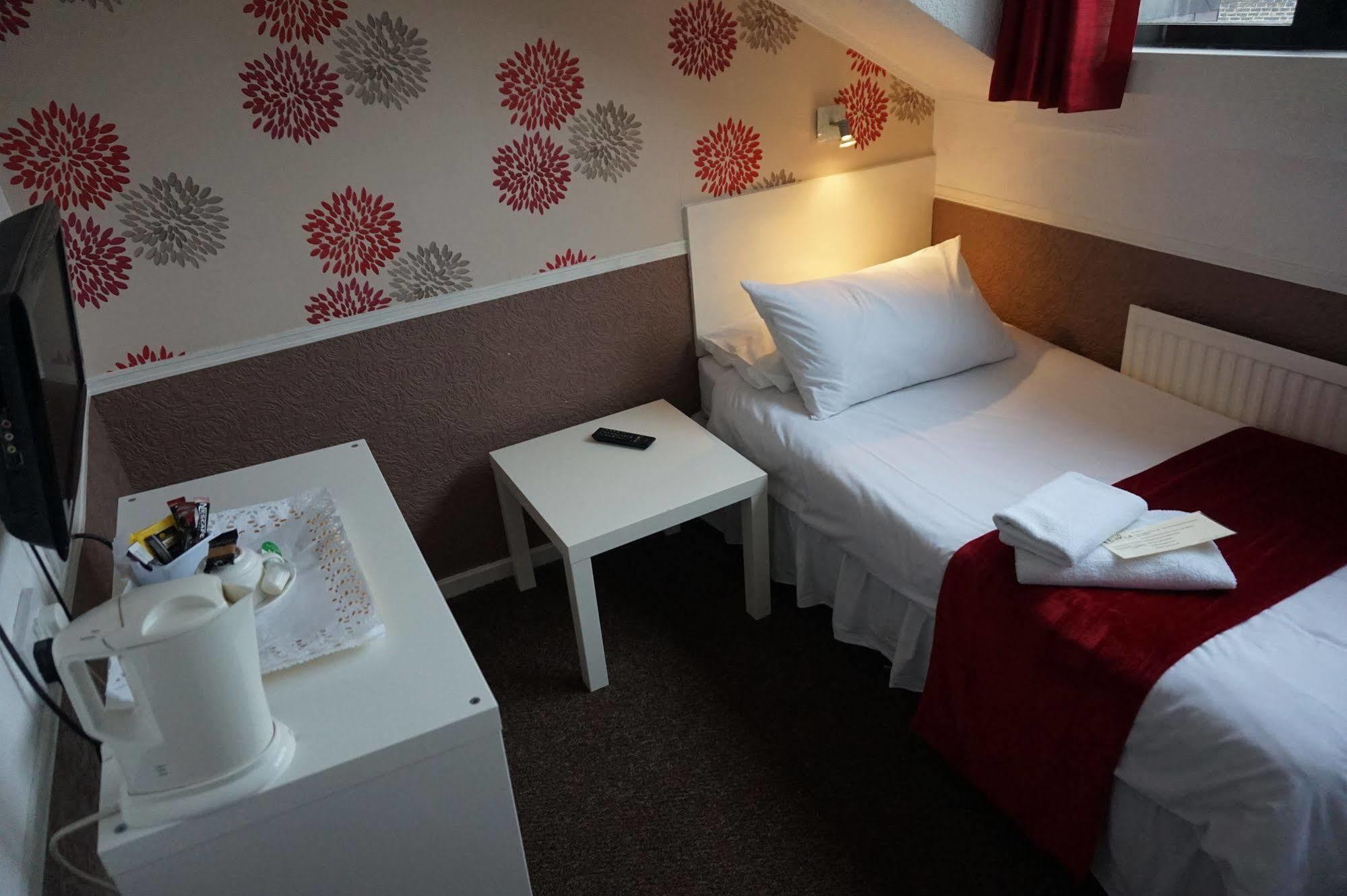 The Boundary - Bed & Breakfast Leeds (West Yorkshire)