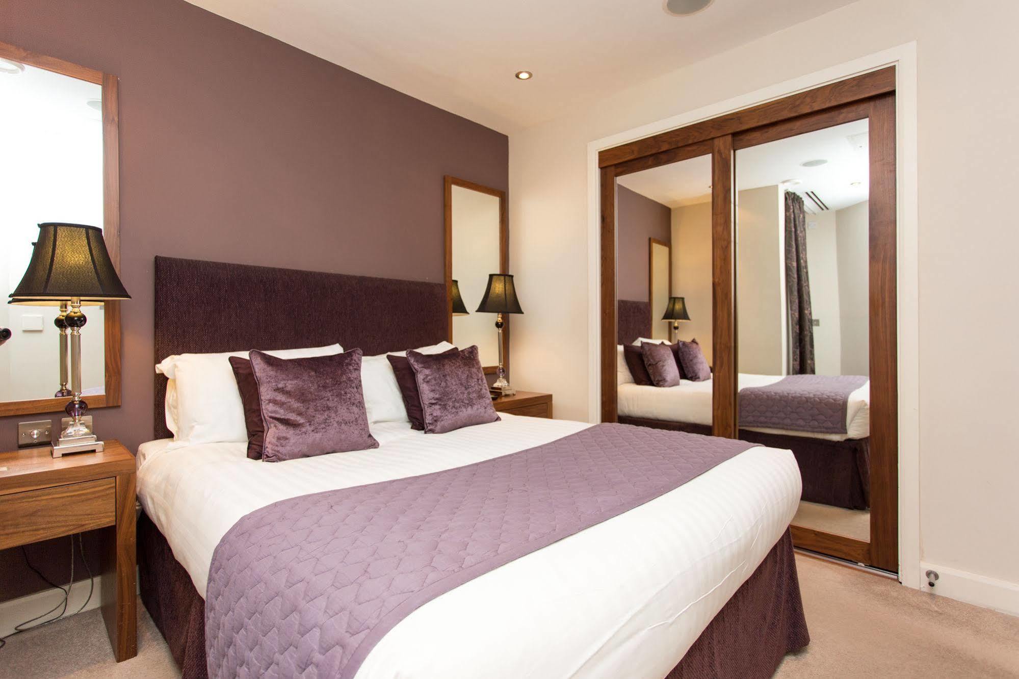 The Chambers * Leeds (West Yorkshire)