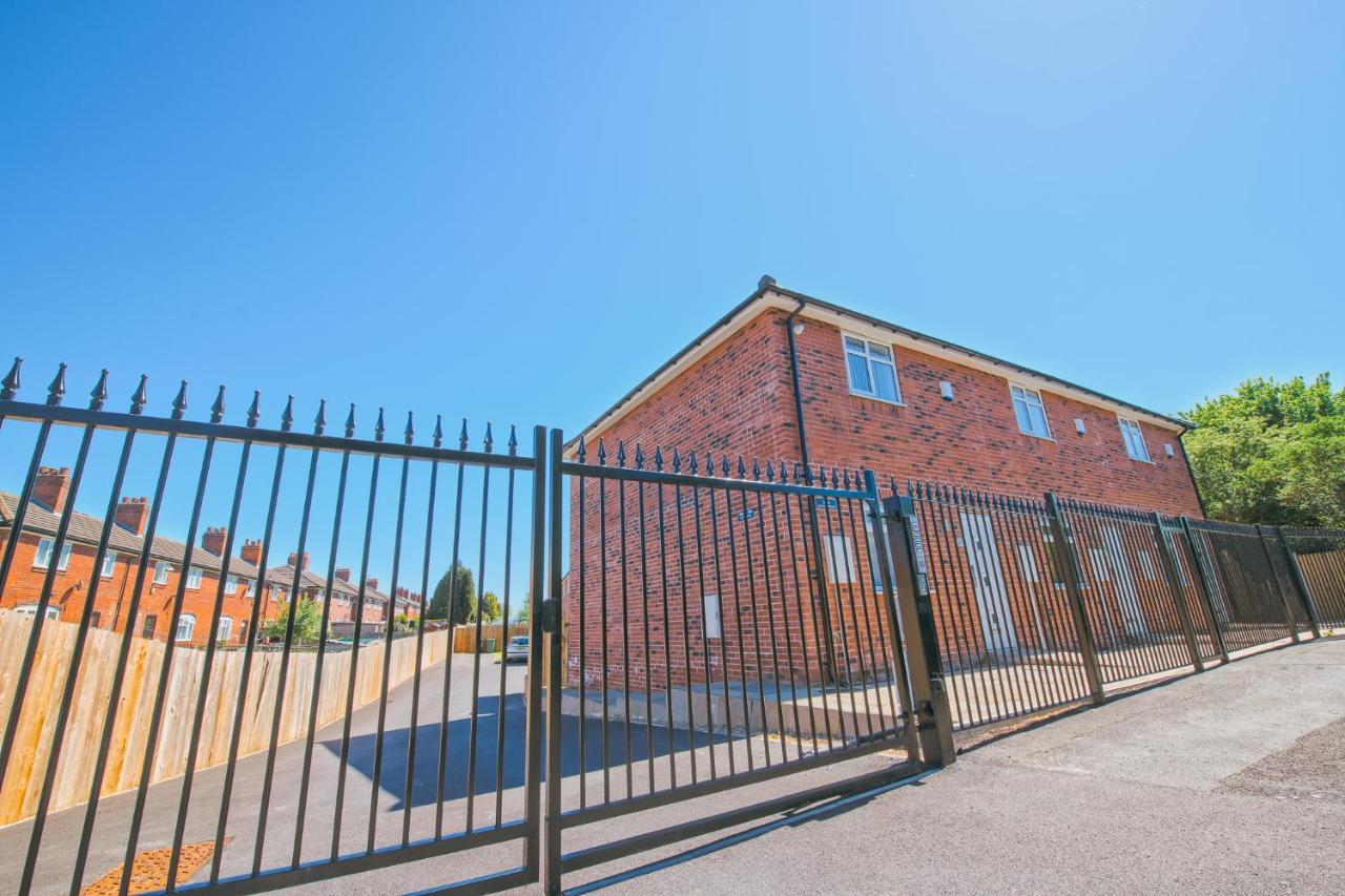 Sutton Residences Holiday home *
