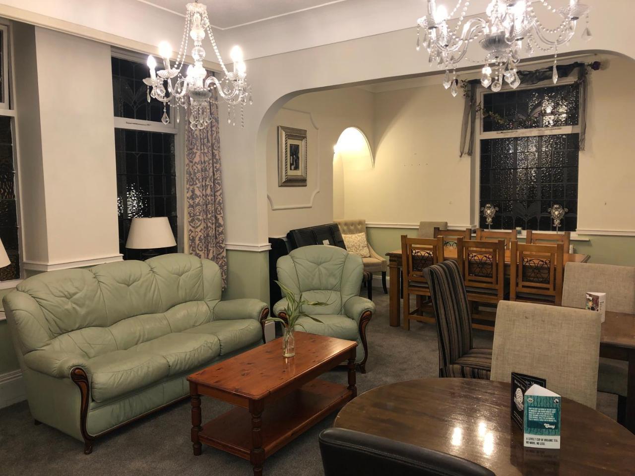 Guest house Peasehill Leeds (West Yorkshire)
