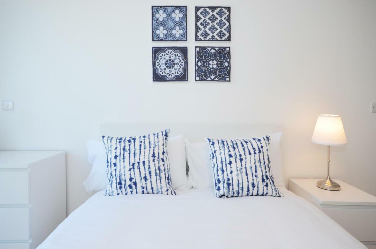 Leeds Urban Square Apartment