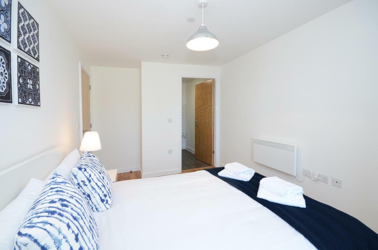 Leeds Urban Square Apartment *