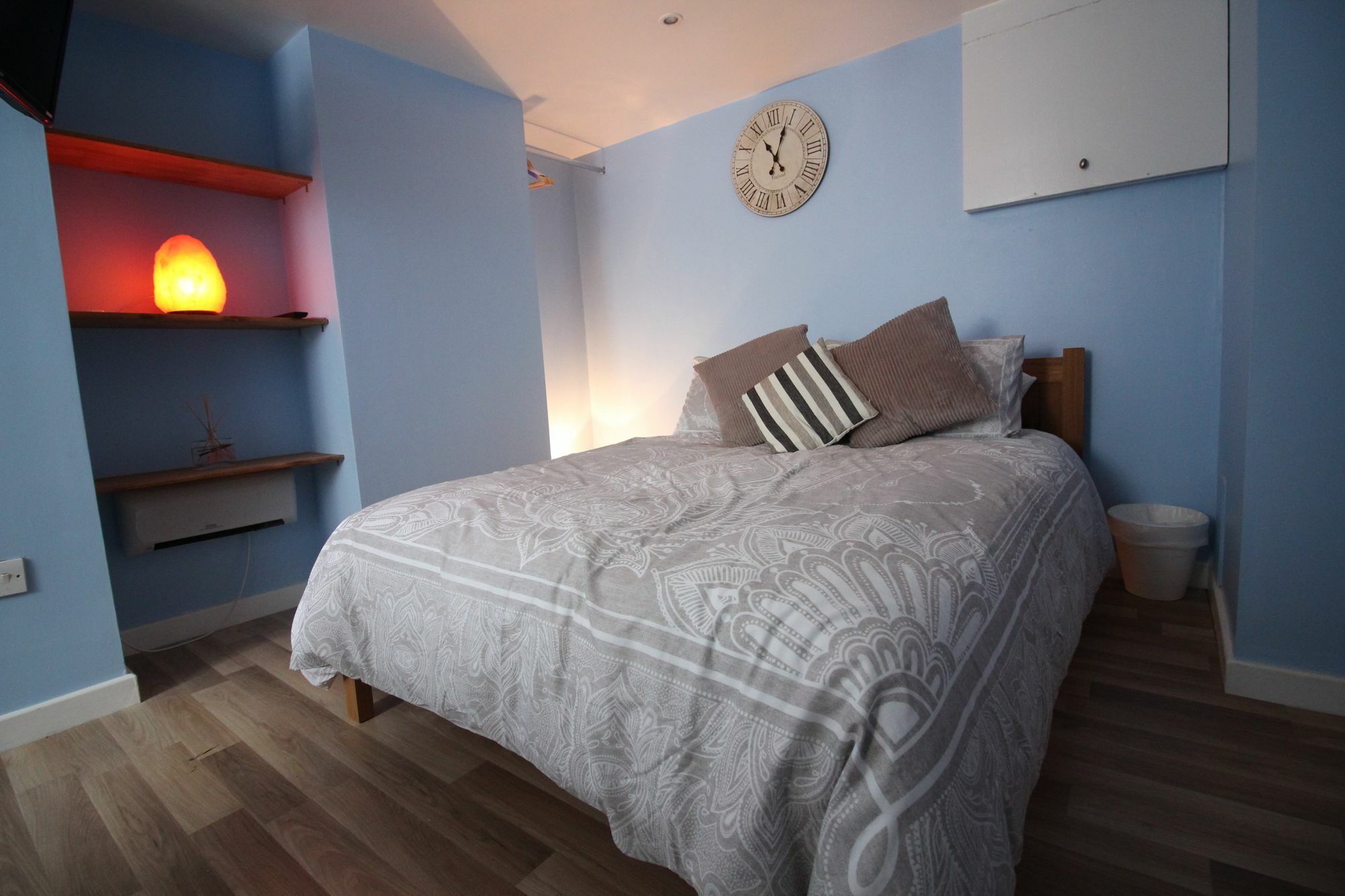 The Snug *