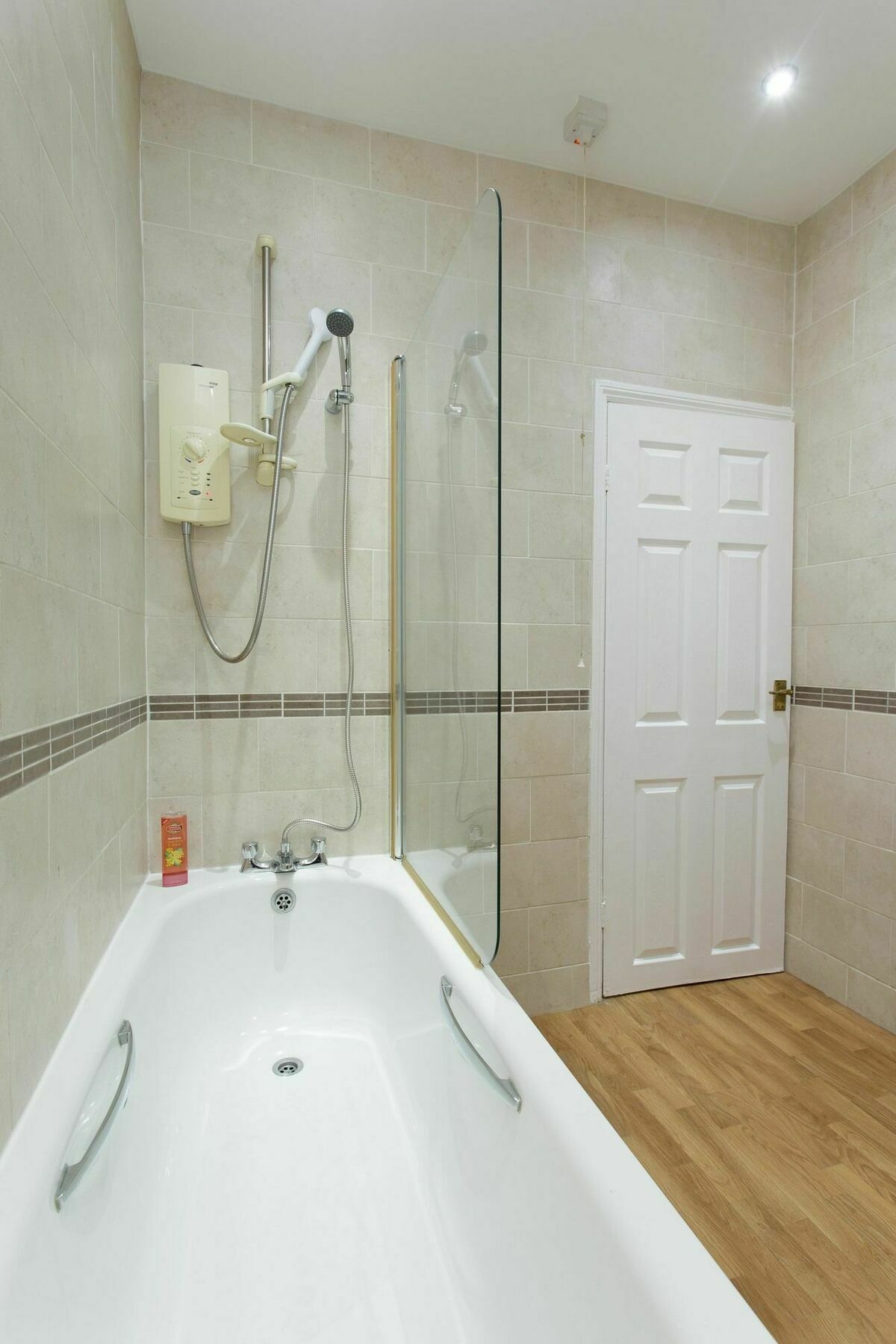 Park House Apartment *