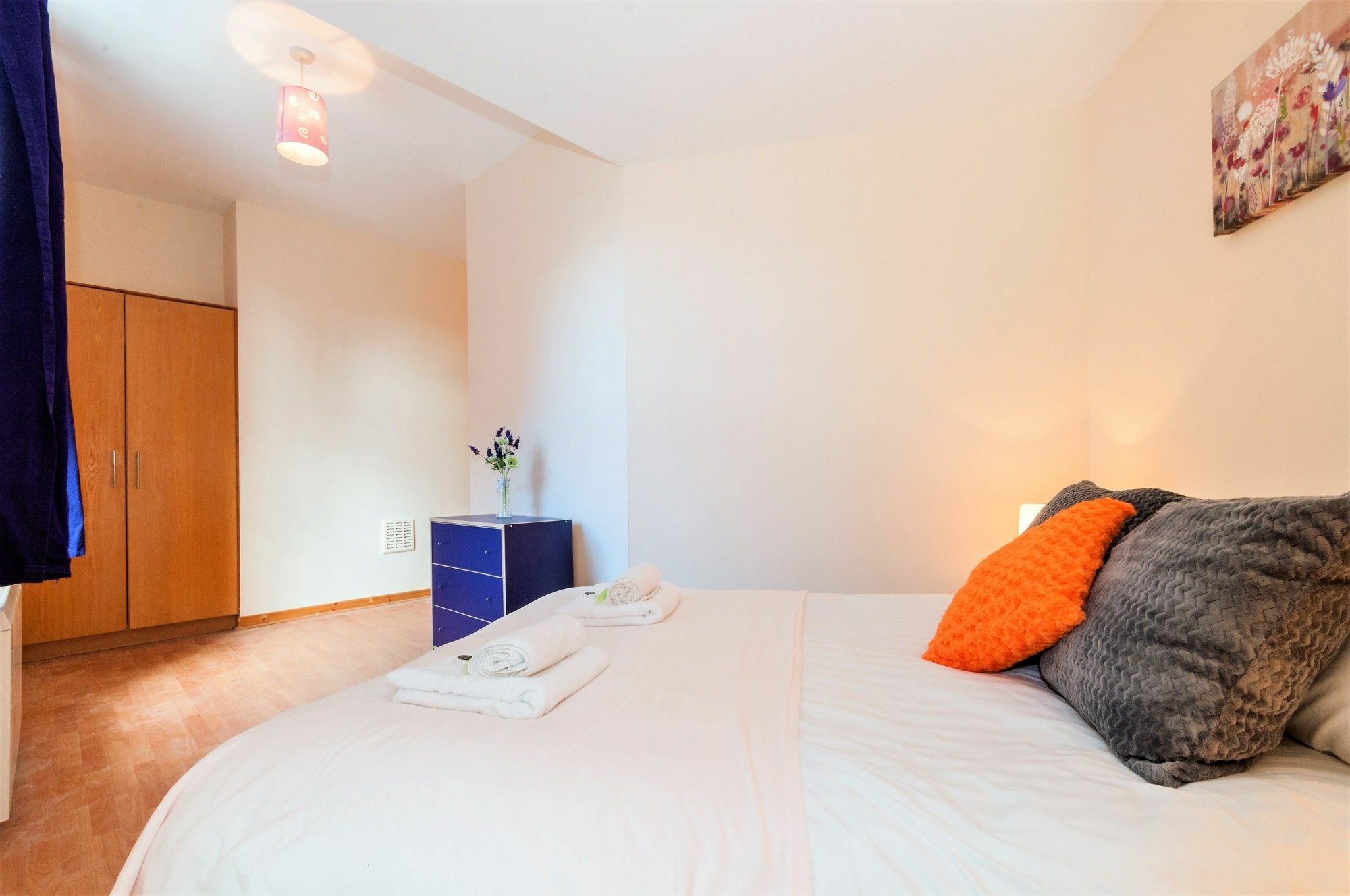 Voussoir Apartment