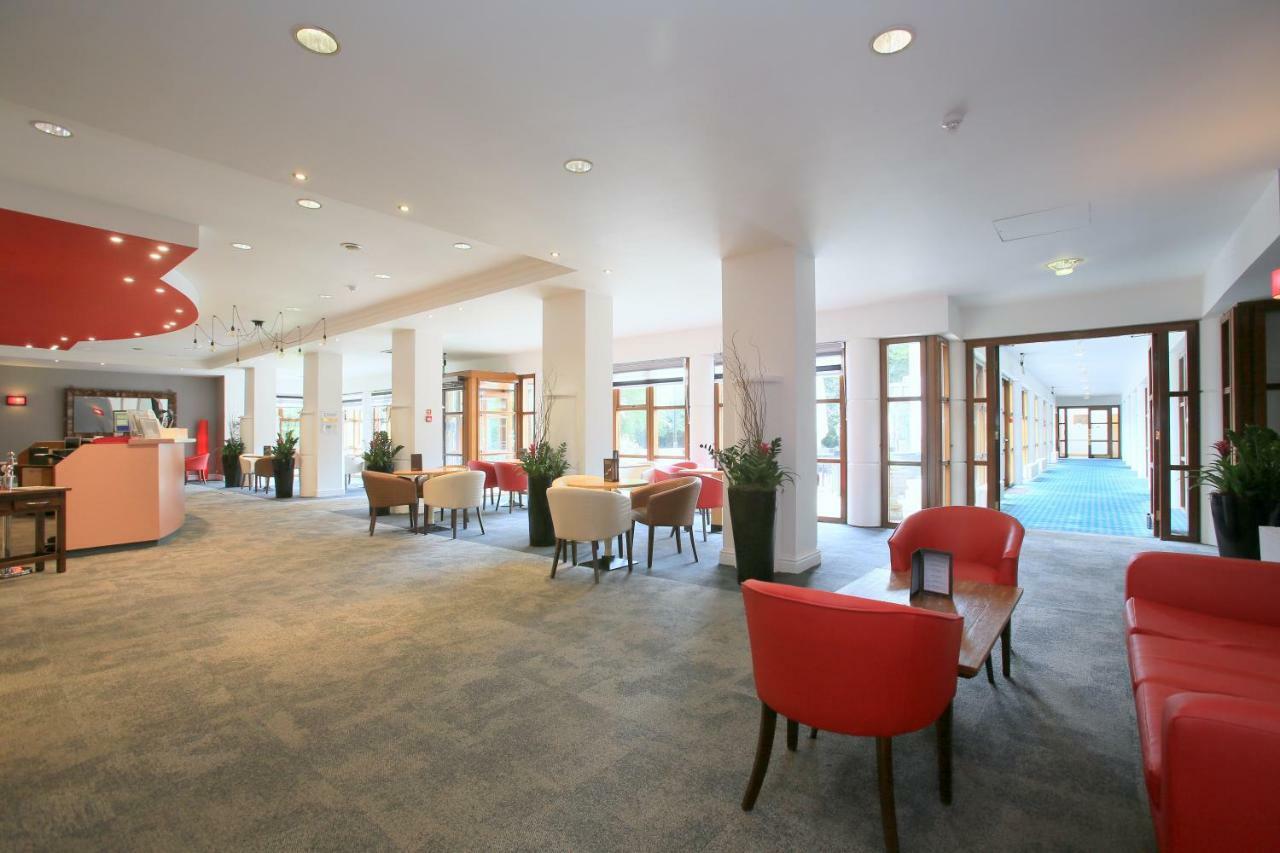 Weetwood Hall Estate Hotel 4*