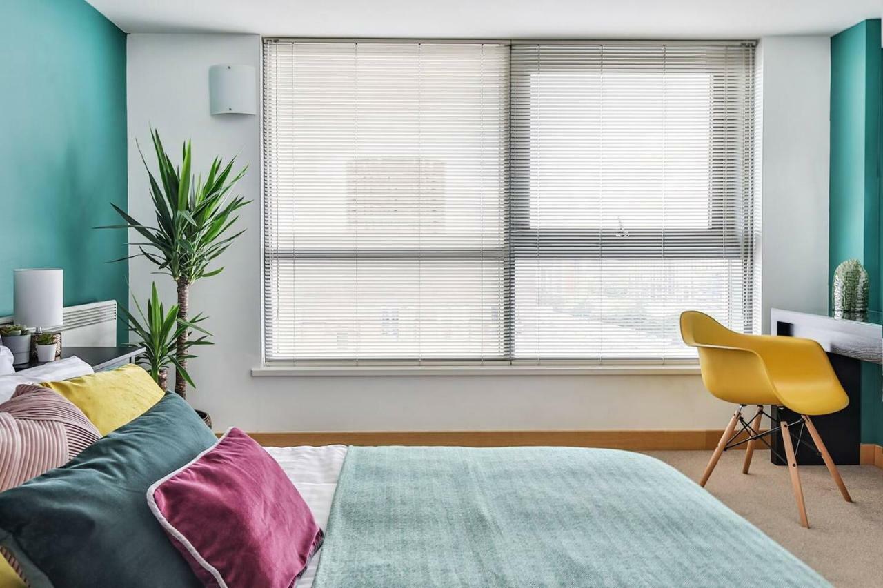 Apartment The Exquisite Penthouse Of Leeds - Sleeps 8 *