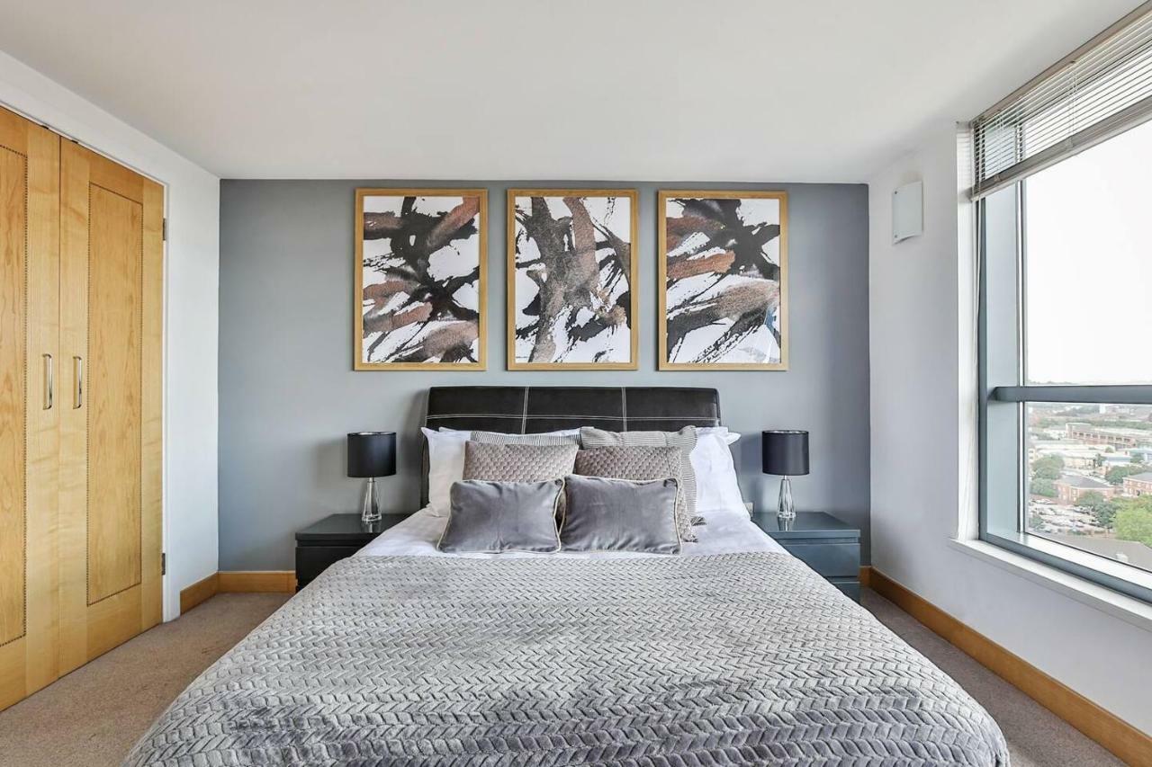 The Exquisite Penthouse Of Leeds - Sleeps 8 *