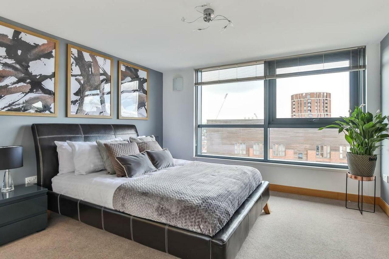 Apartment The Exquisite Penthouse Of Leeds - Sleeps 8