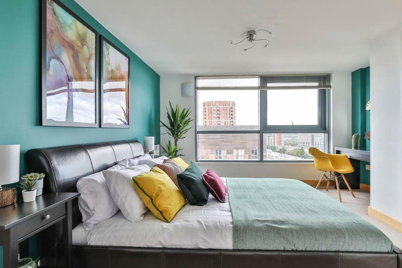The Exquisite Penthouse Of Leeds - Sleeps 8 Leeds (West Yorkshire)