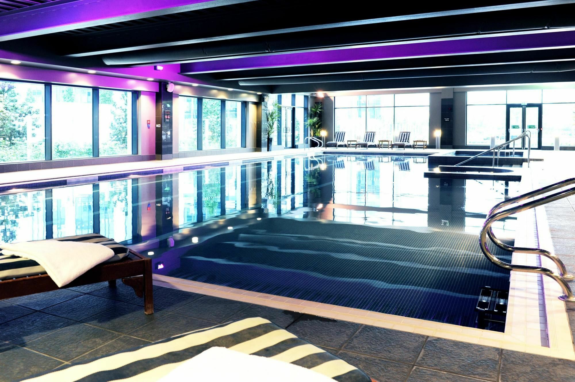 Village Leeds South 4* Leeds (West Yorkshire)