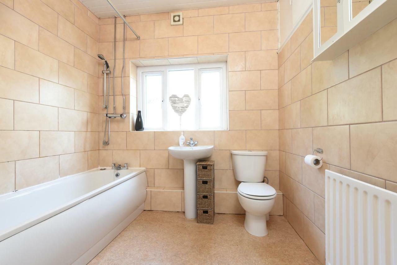 Apartment 6 Bed Slps 16 On Otley Run *