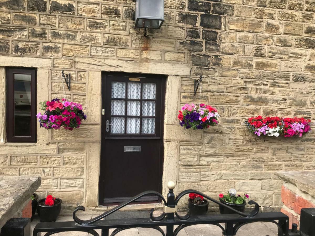 The Cottage, Cosy 2 Bedroom Pet Friendly Perfect For Contractors Free Secure Parking,cctv Holiday home *