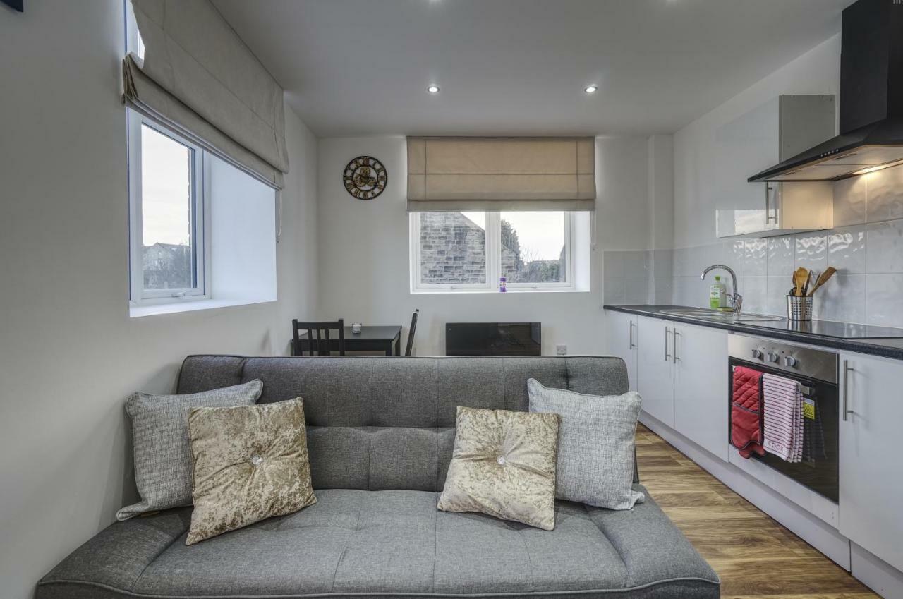 Alfa Apartments, Quarry Court, High Street, Morley Apartment Leeds (West Yorkshire)