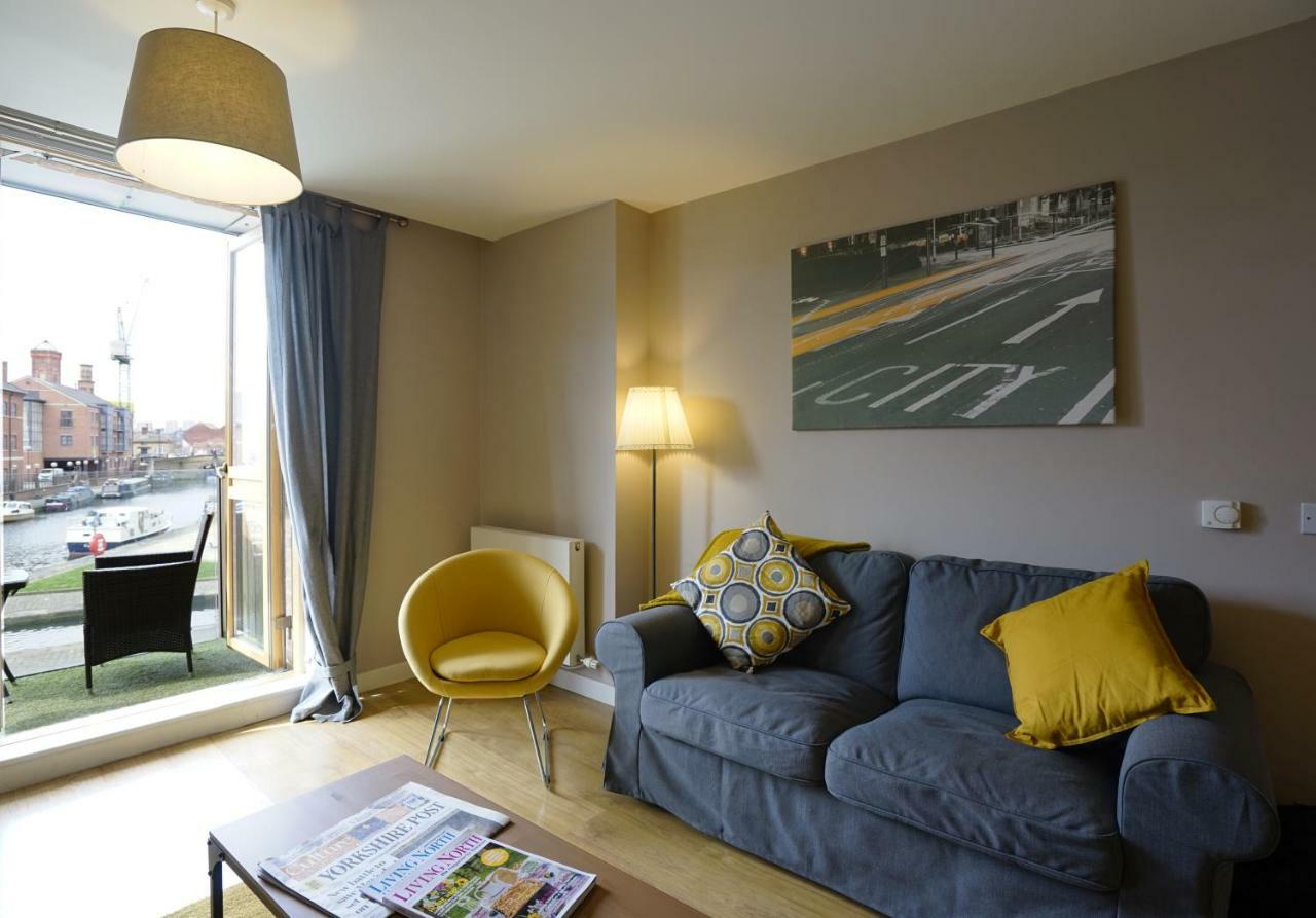 Canal Waterside Apartment