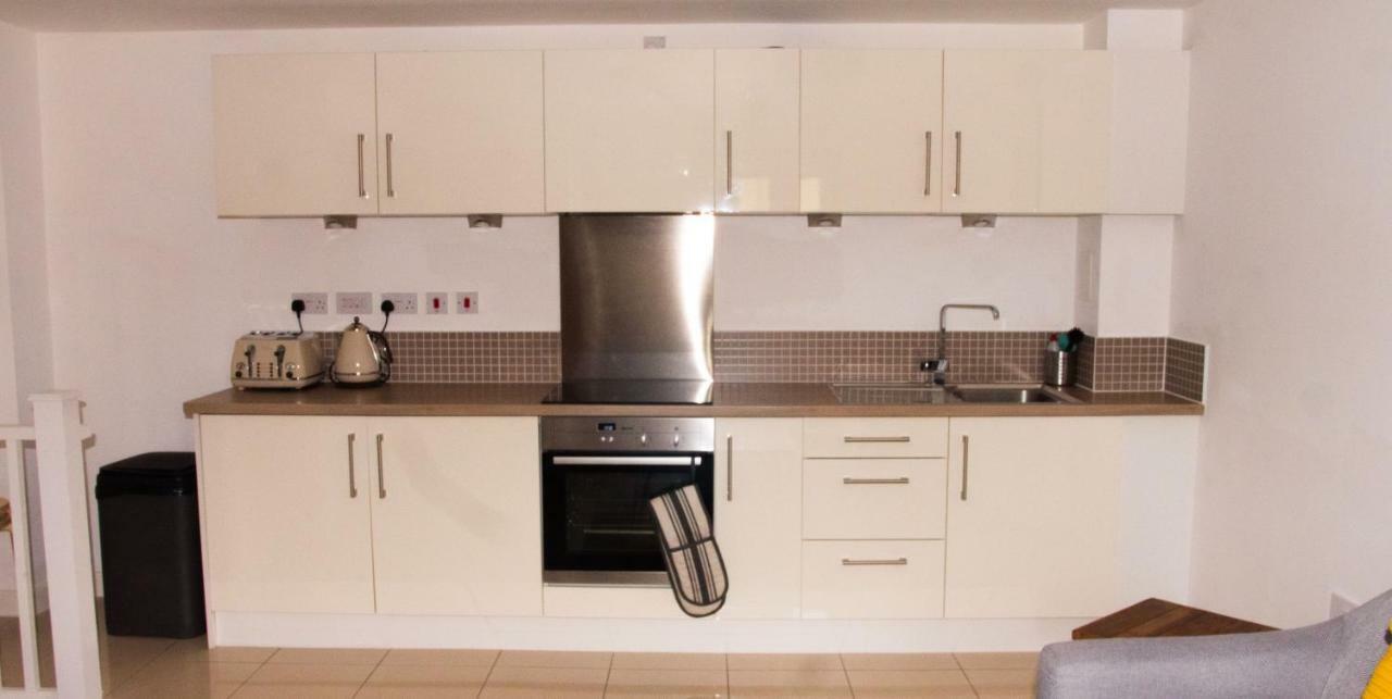 Impressive Urban Townhouse - Leeds Centre *